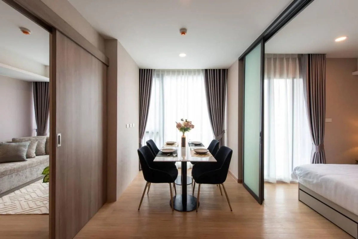 Lloyd Soonvijai-thonglor — photo 2