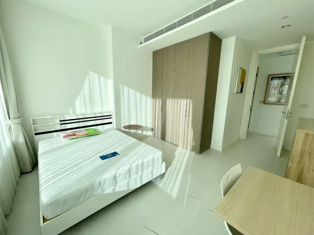 185 Rajadamri — photo 13