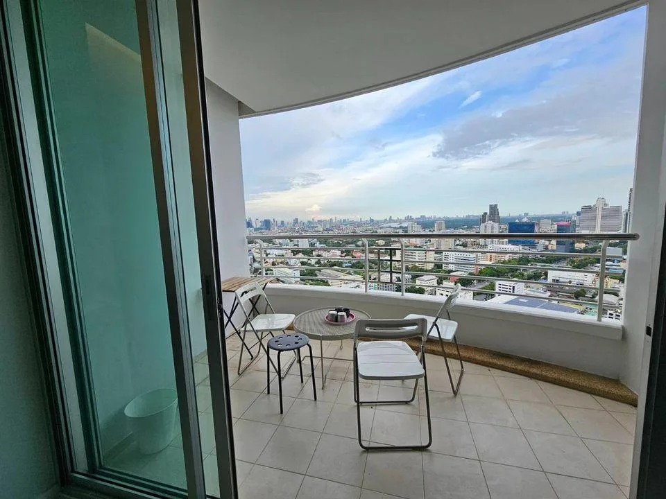Sathorn Heritage — photo 16