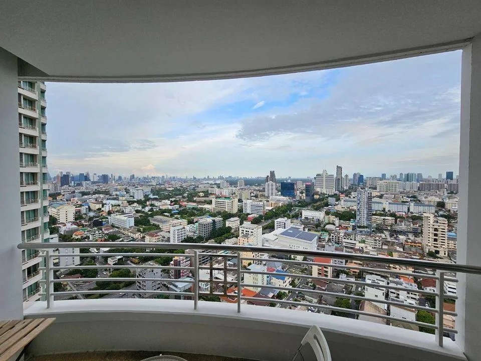 Sathorn Heritage — photo 17