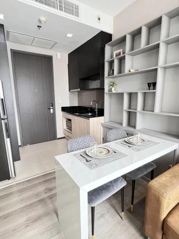 Edge Sukhumvit 23 — photo 2