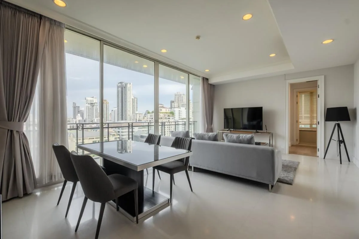 Royce Private Residences — photo 2