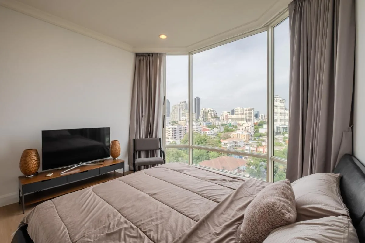 Royce Private Residences — photo 4