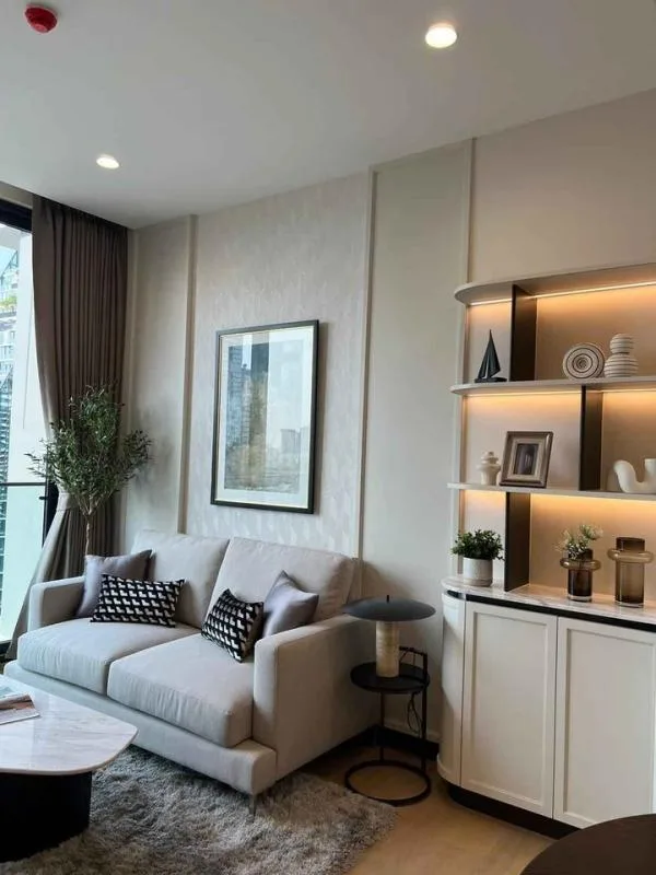 Anil Sathorn 12 — photo 2