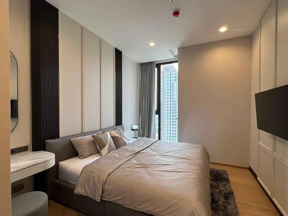 Anil Sathorn 12 — photo 6
