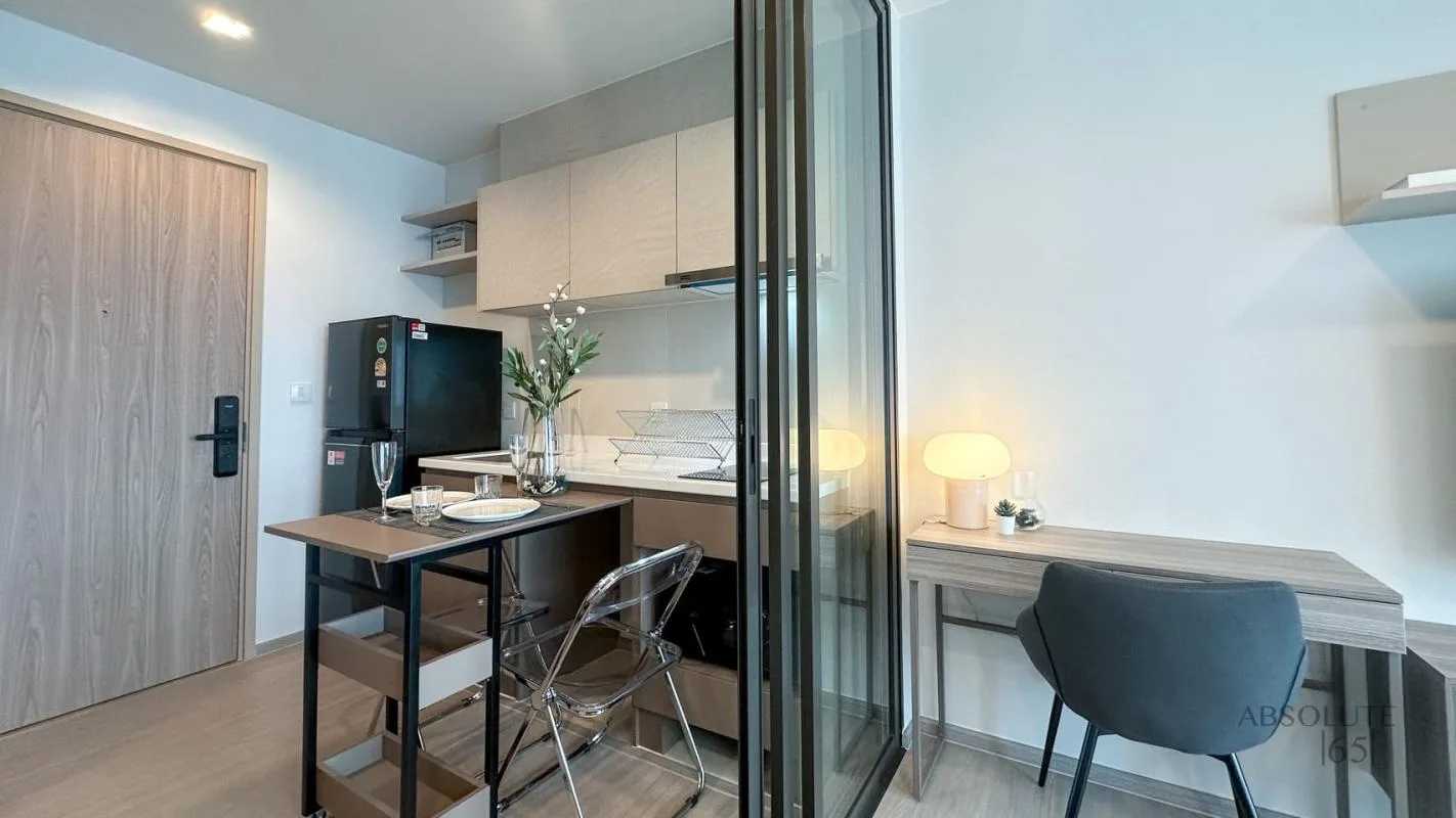 Life Sathorn Sierra — photo 10