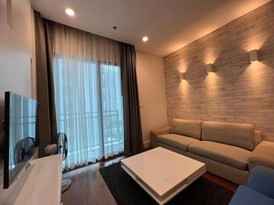 Bright Sukhumvit 24 — photo 3