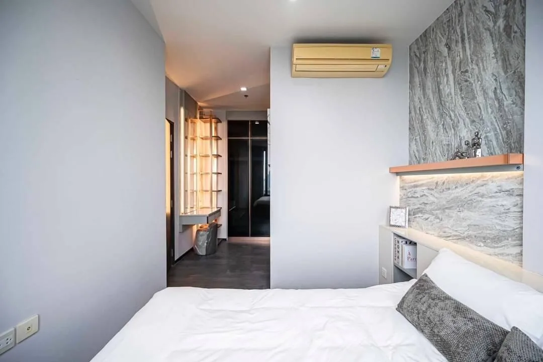 Edge Sukhumvit 23 — photo 11