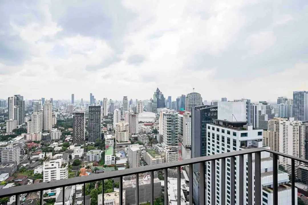 Edge Sukhumvit 23 — photo 16