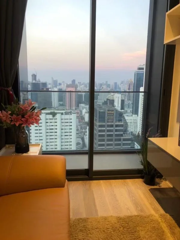 Ashton Silom — photo 3