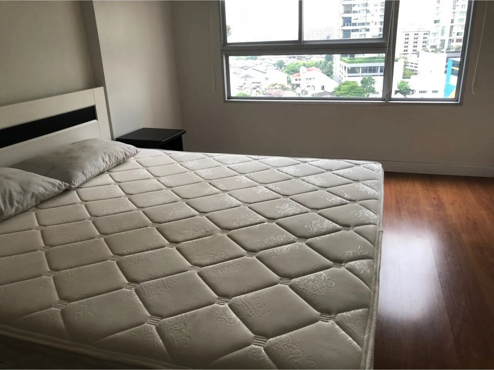 Condo One X Sukhumvit 26 — photo 2