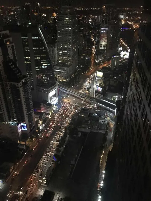 Ashton Asoke — photo 5