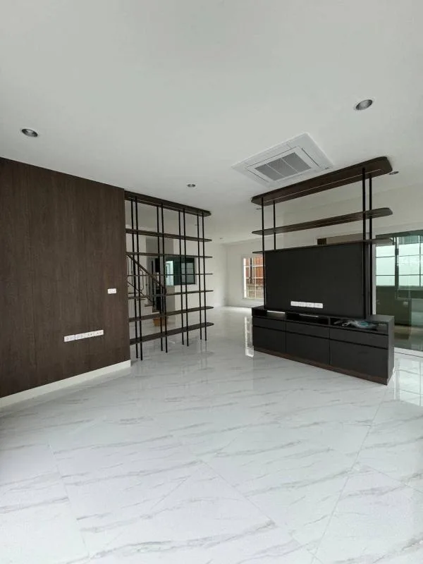 Grandio Sathorn — photo 4