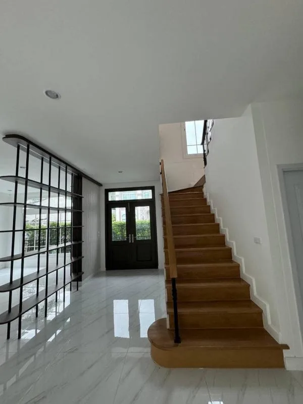 Grandio Sathorn — photo 9