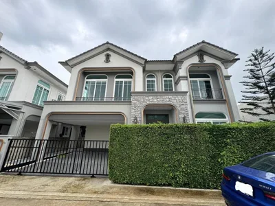 Grandio Sathorn