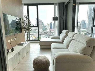 One 9 Five Asoke - Rama 9