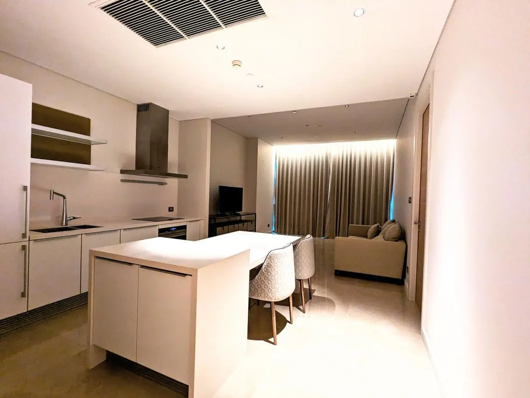 Sindhorn Residence — photo 2