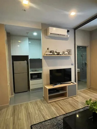 M Thonglor 10