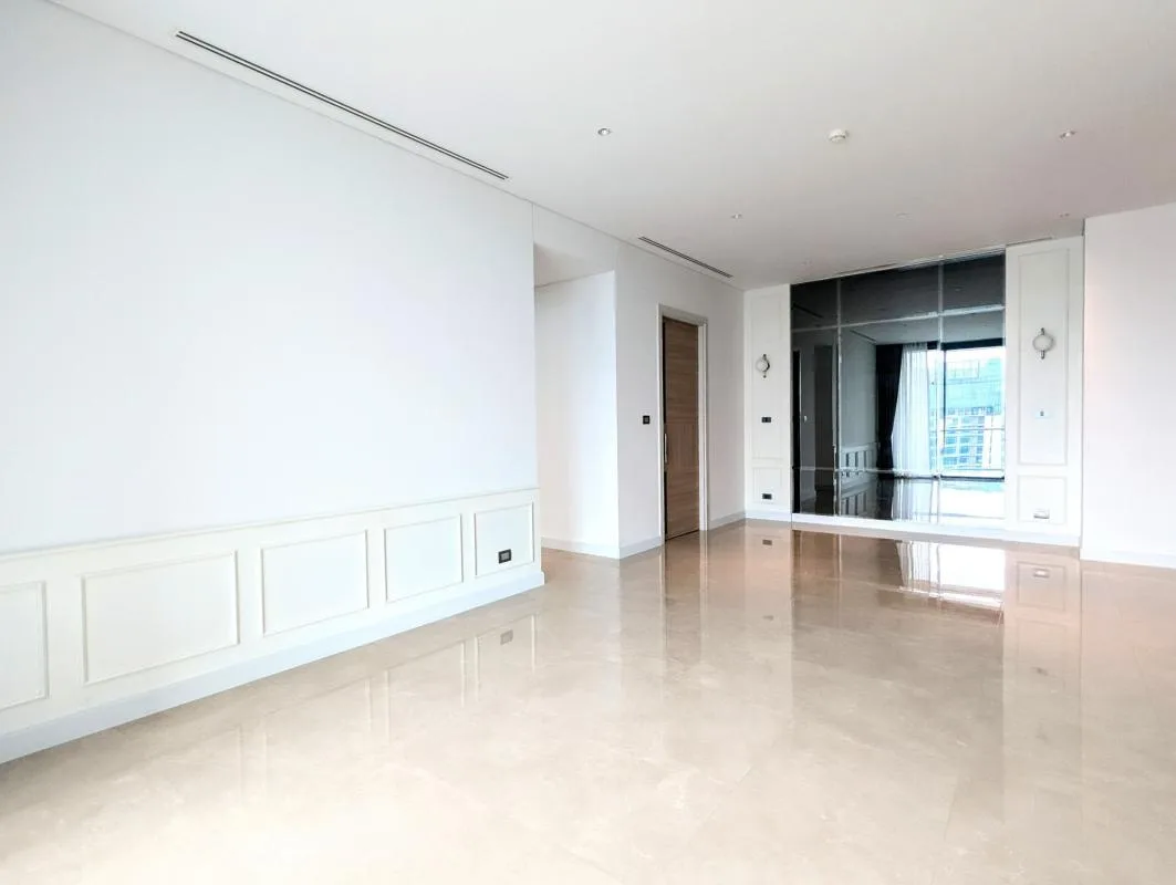 Sindhorn Residence — photo 2