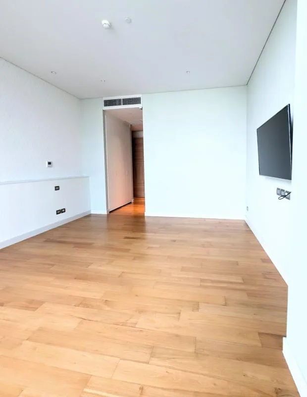 Sindhorn Residence — photo 12