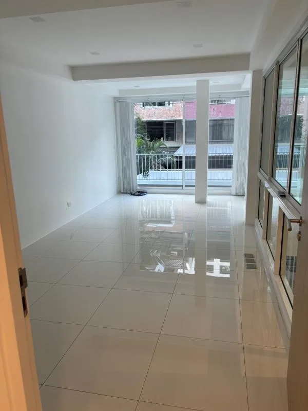 Office 43/6 Soi Suk 11 — photo 12
