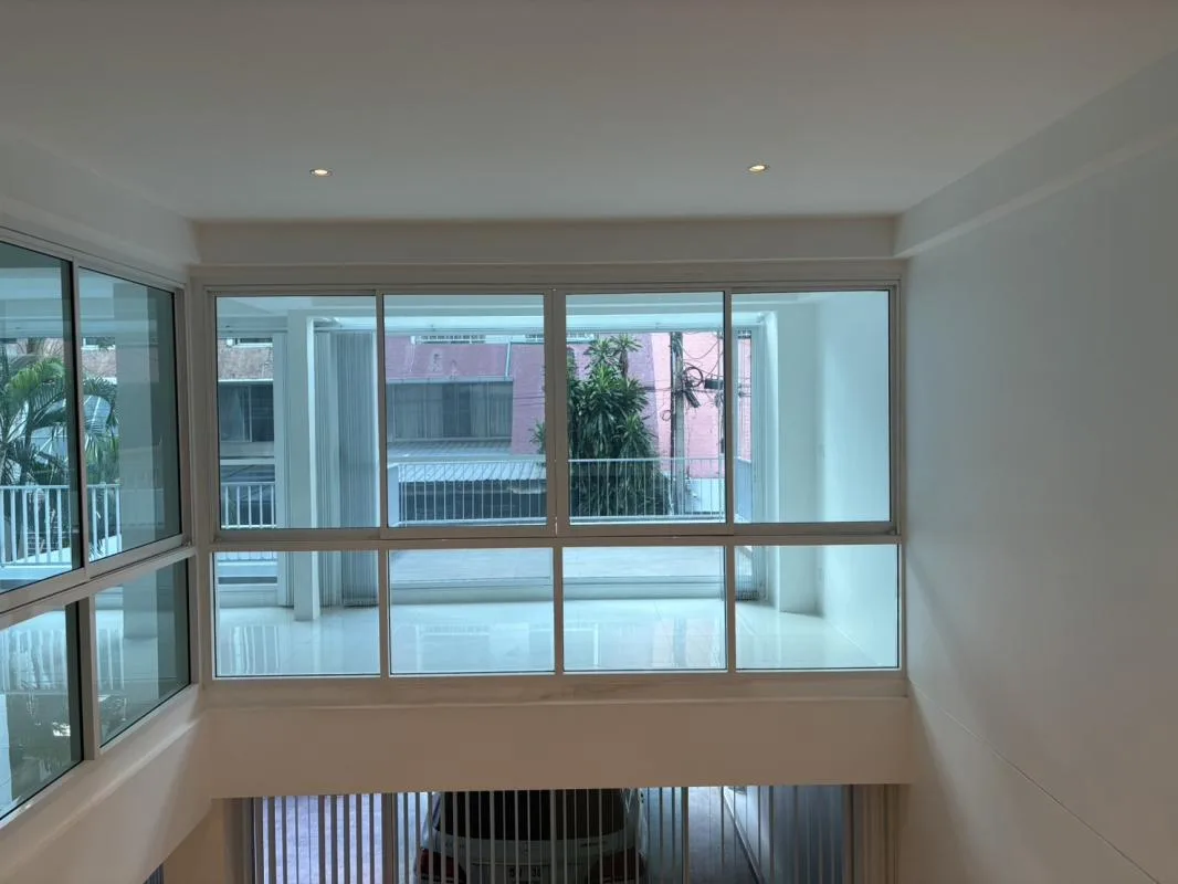 Office 43/6 Soi Suk 11 — photo 14
