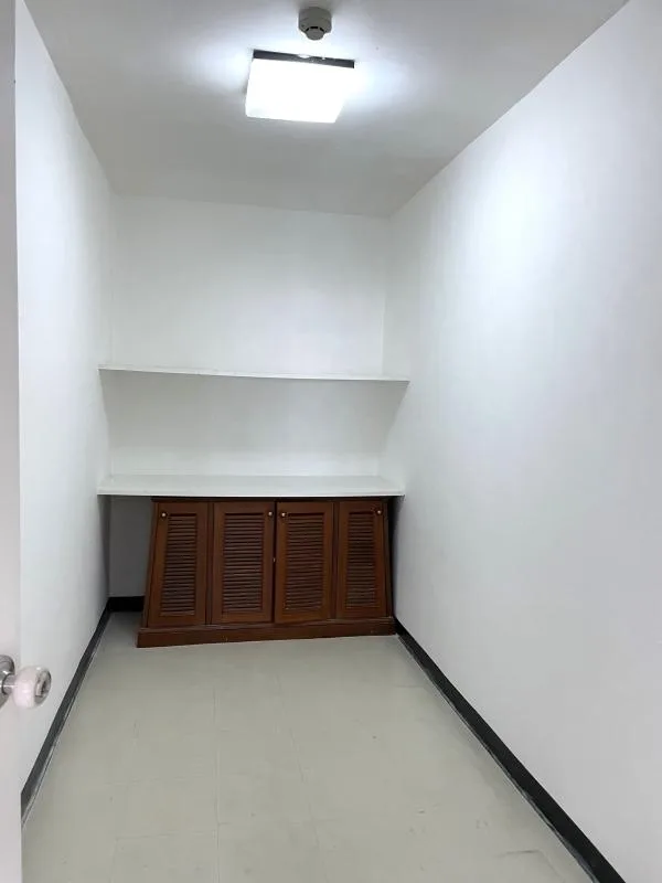 Fifty Fifth Tower — photo 15