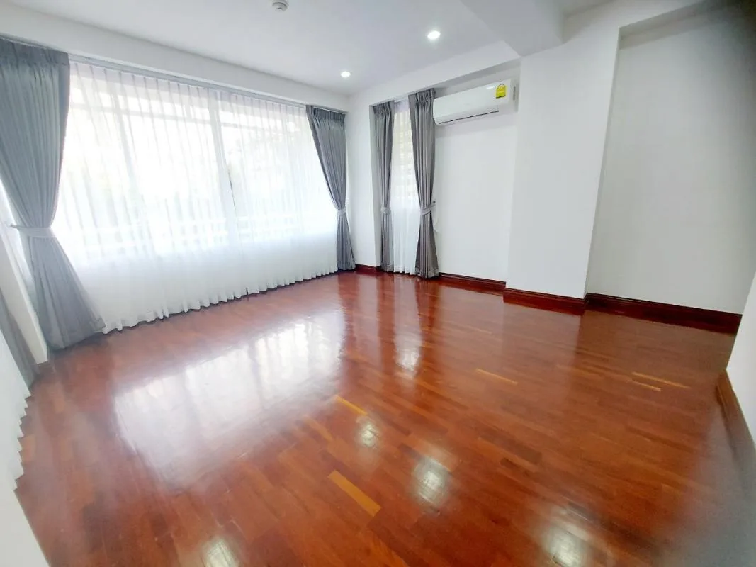 P.r. Home 2 Thonglor Soi 8 — photo 12