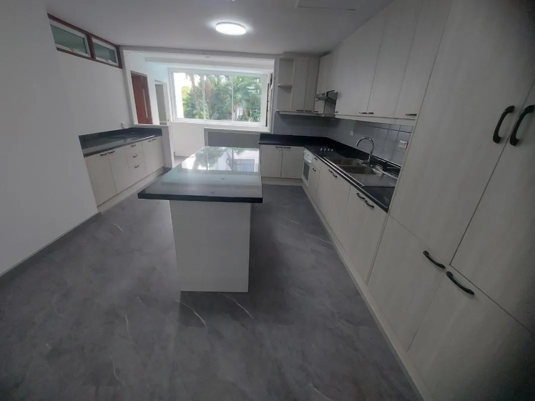 P.r. Home 2 Thonglor Soi 8 — photo 10