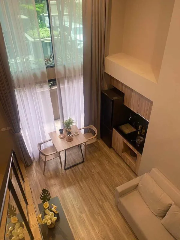 Blossom Condo @ Sathorn - Charoenrat — photo 3