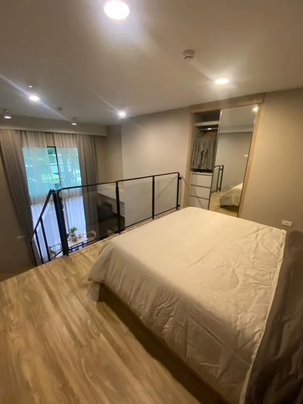 Blossom Condo @ Sathorn - Charoenrat — photo 9