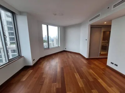 All Season Mansion