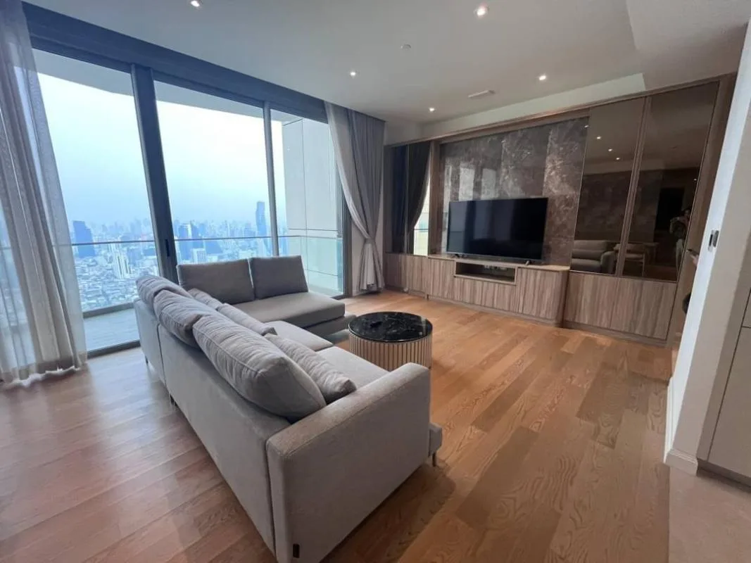 Magnolias Waterfront Residences — photo 2