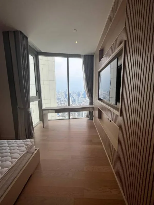 Magnolias Waterfront Residences — photo 7