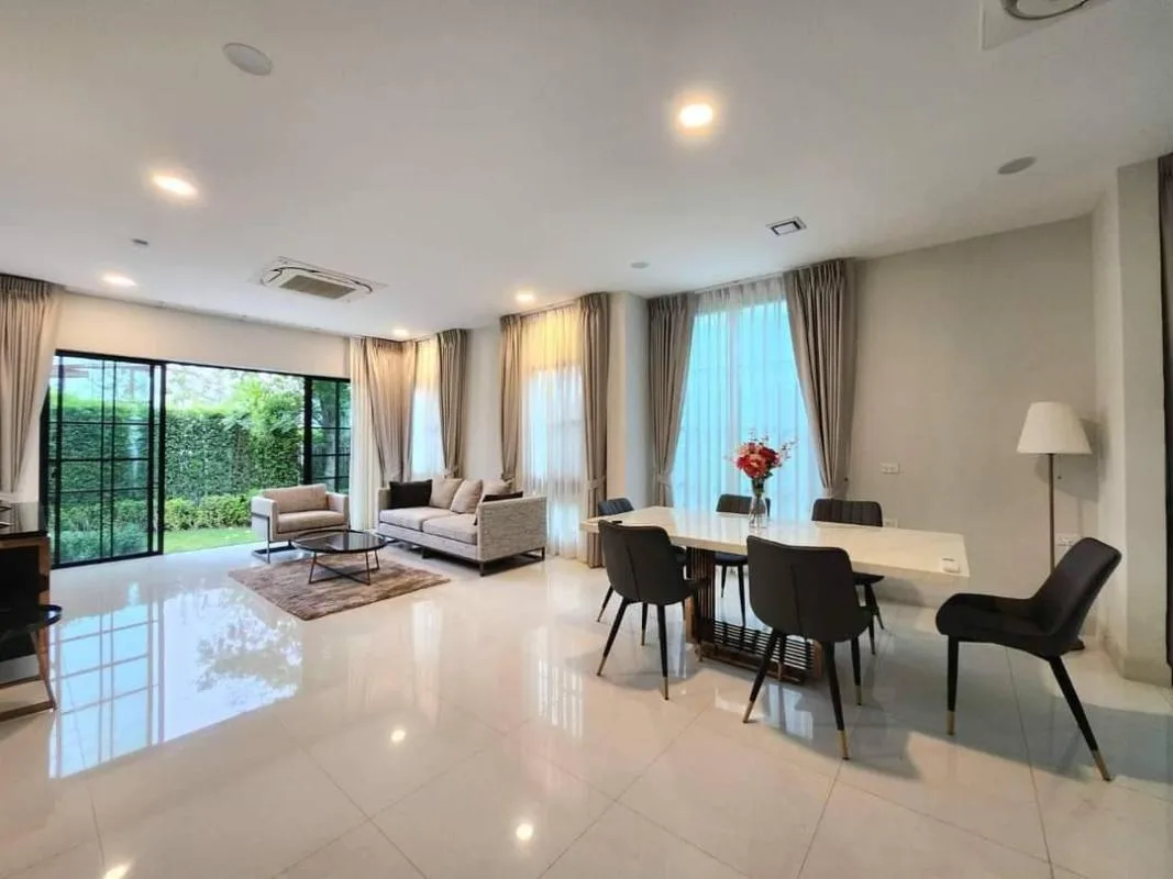 Nantawan Rama 9 New Krungthepkreetha — photo 11