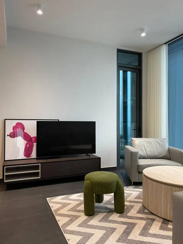 Tait Sathorn 12 — photo 2