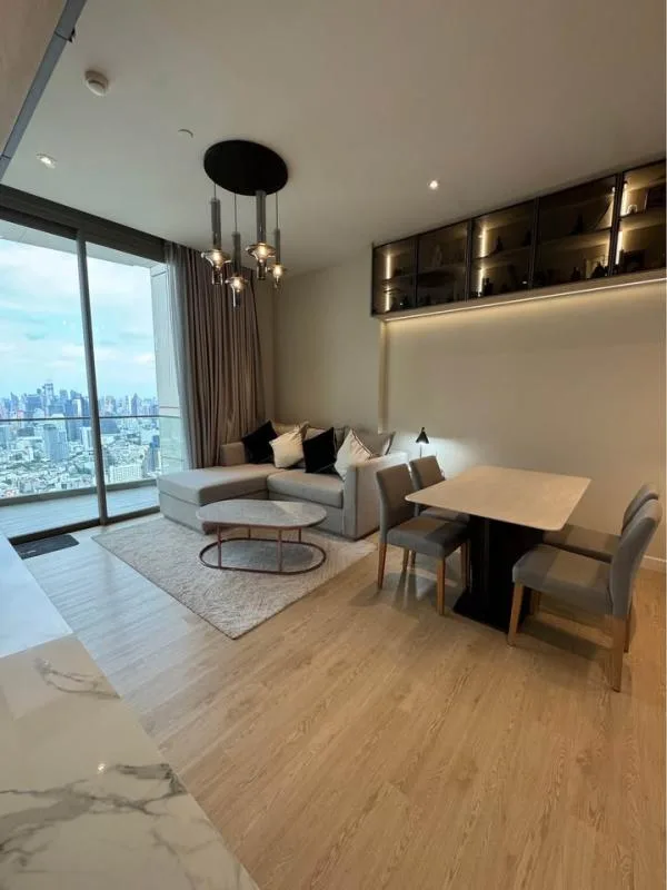 Magnolias Waterfront Residences — photo 4