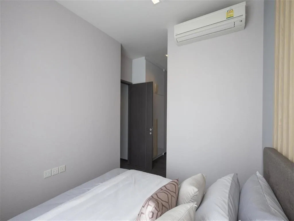 Edge Sukhumvit 23 — photo 11