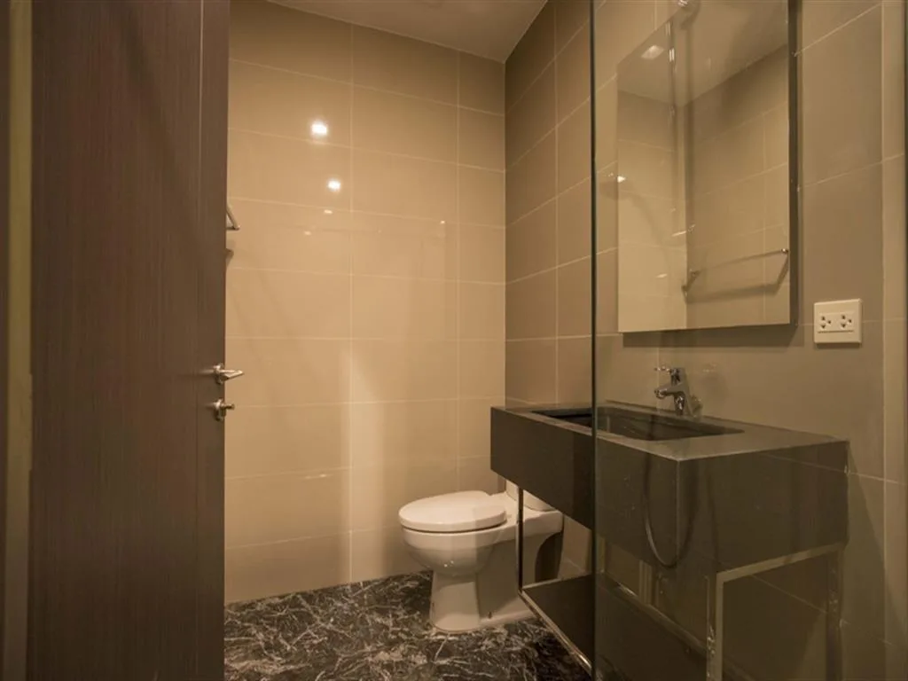 Edge Sukhumvit 23 — photo 13