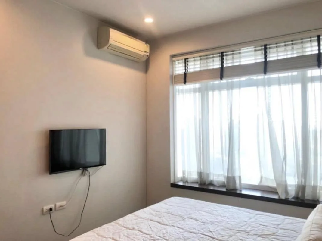 Circle Condominium — photo 4