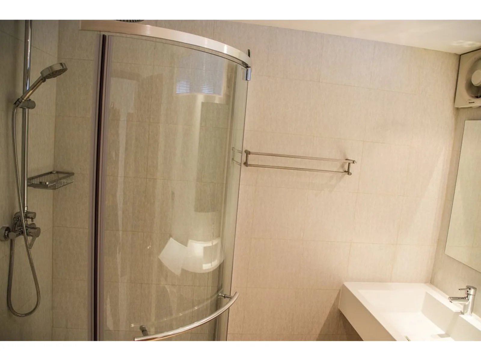 Diamond Tower — photo 10