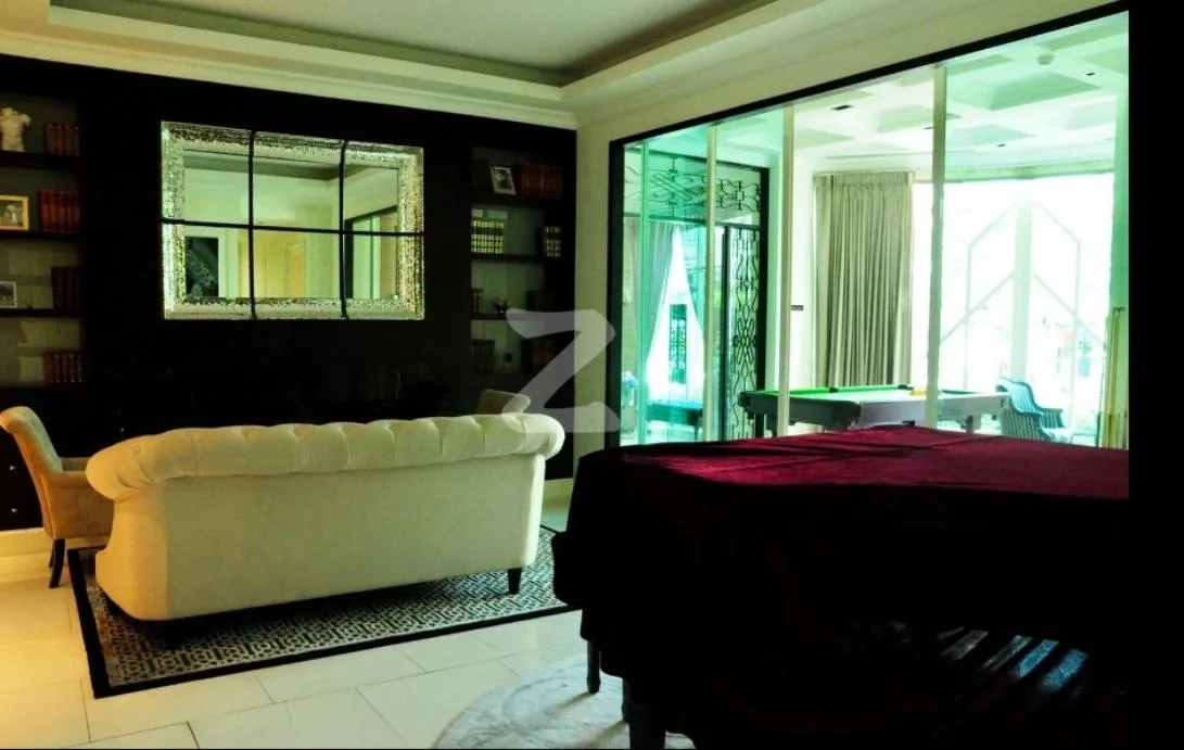 Royce Private Residences — photo 7