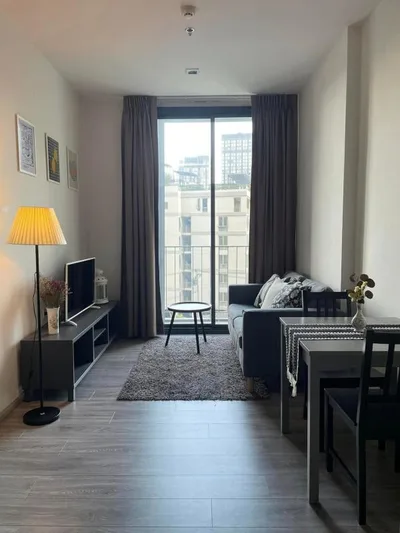 Edge Sukhumvit 23