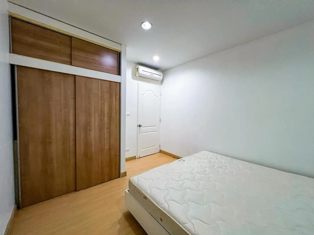 S Condo Sukhumvit 50 — photo 6