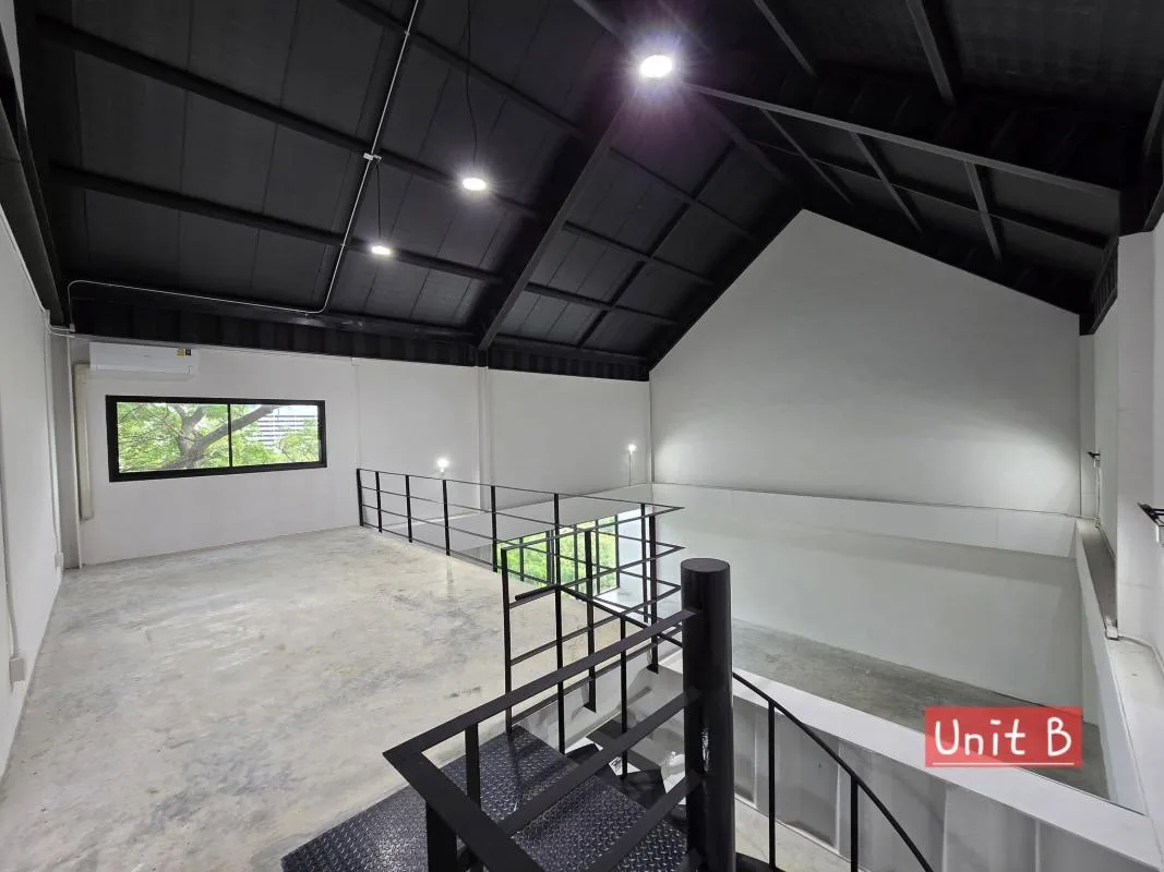 Office Canvas Space — photo 3