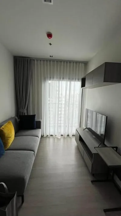 The Base Phetchaburi-thonglor