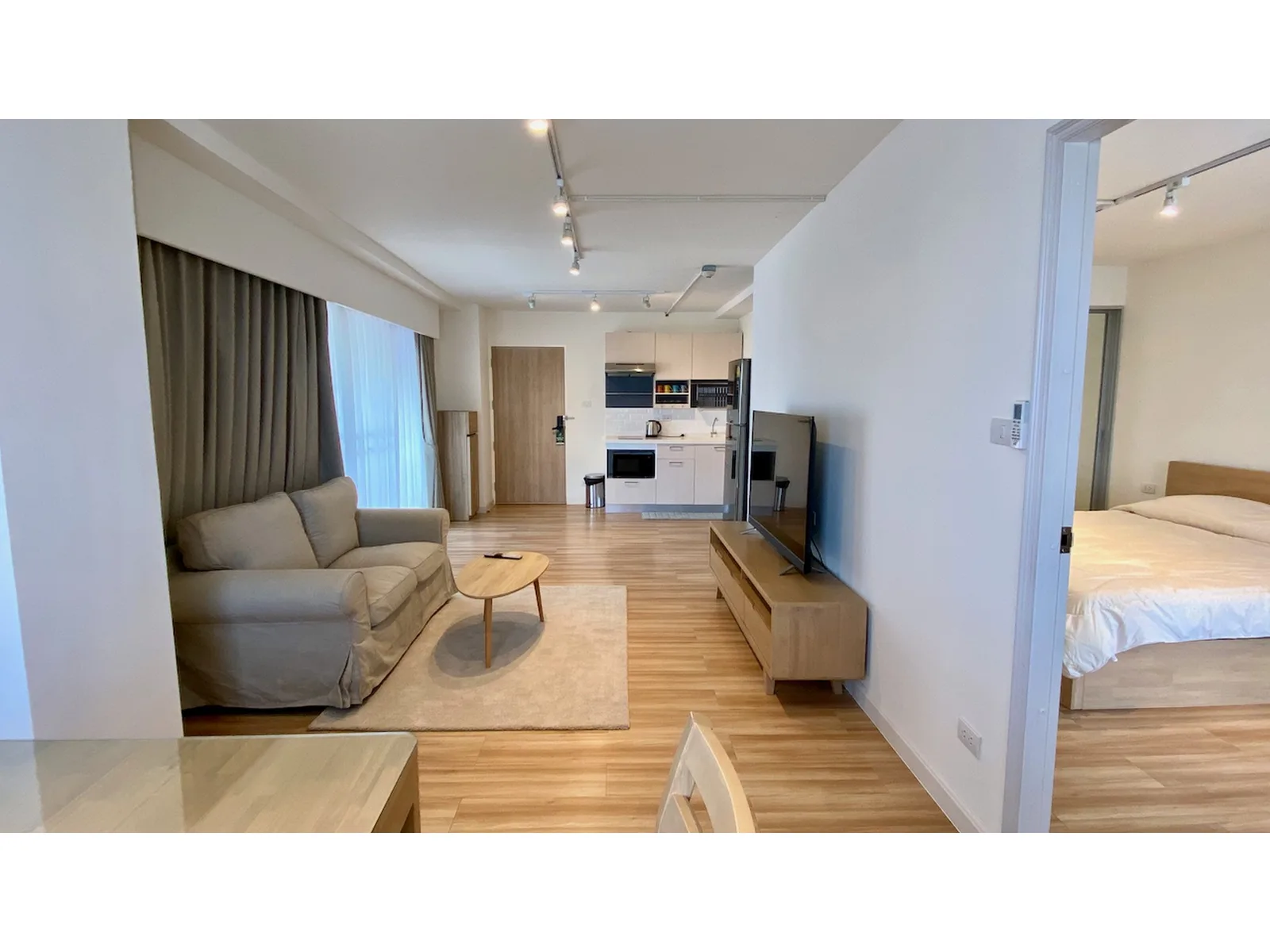 38 Mansion — photo 2