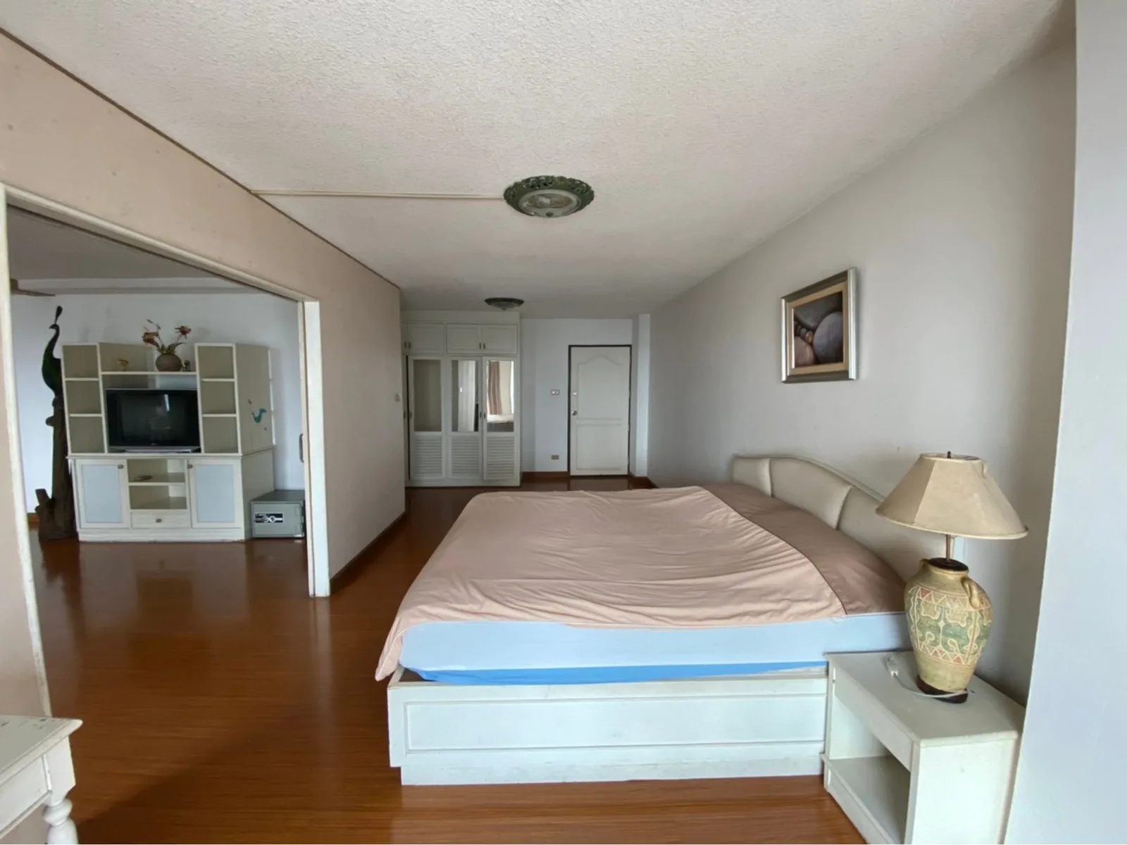 38 Mansion — photo 5