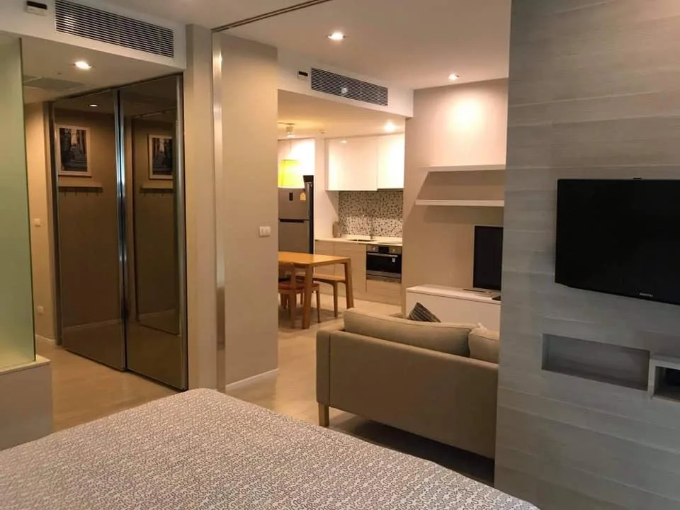 The Room Sukhumvit 21 — photo 3