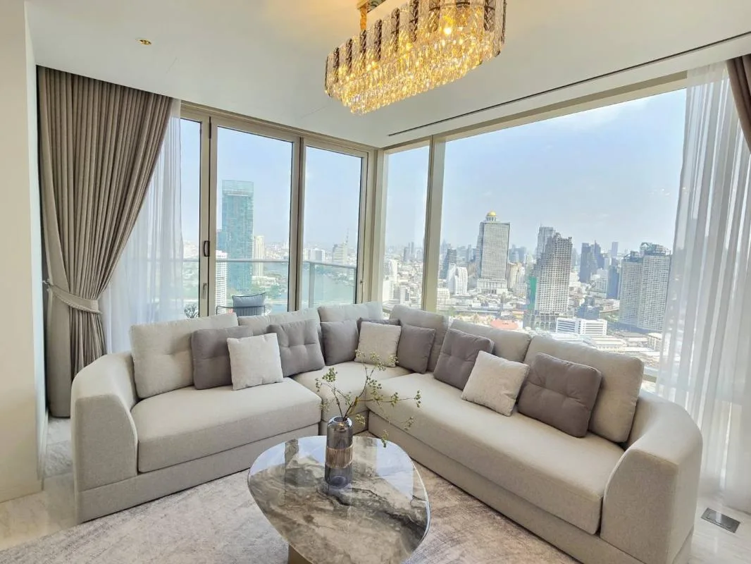 Four Seasons Private Residences — photo 2